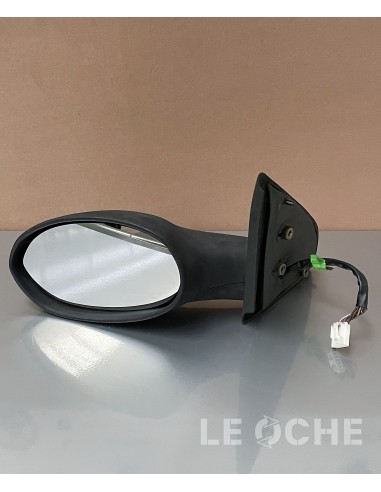 Visione frontale specchietto nero esterno usato per Lancia Y