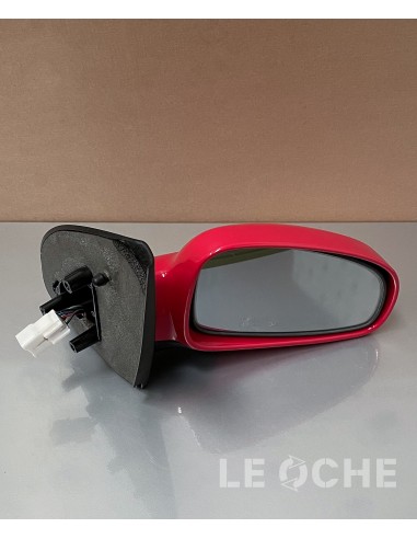 Visione frontale specchietto lato passeggero usato per Chevrolet Kalos rosso
