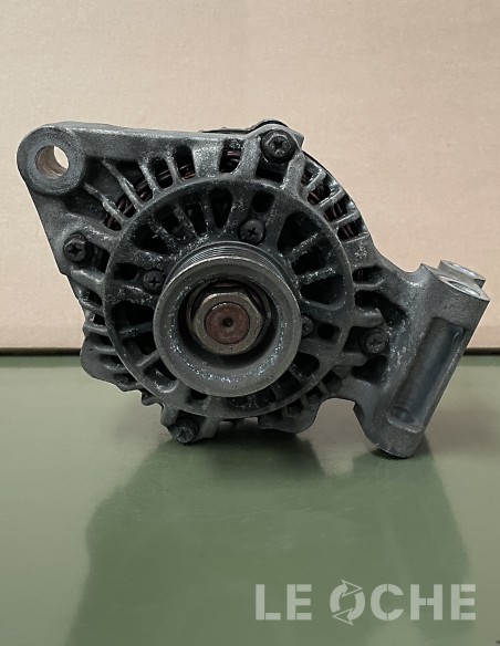 Coperchio e puleggia dell'alternatore usato per Ford Fiesta