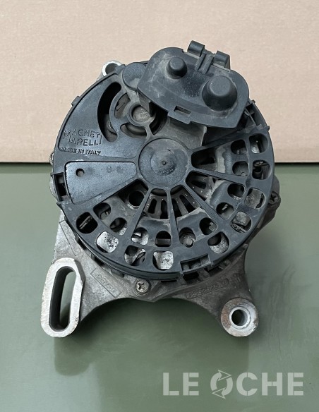 Coperchio dell'alternatore usato per Fiat Seicento