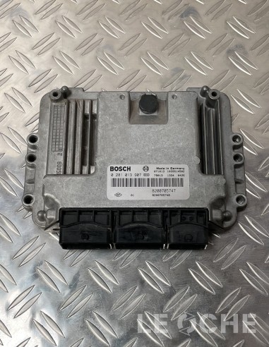 Lato dell'ECU usata per Renault Megane
