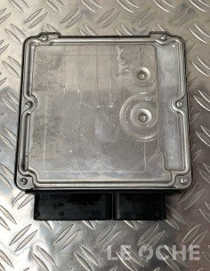 Lato dell'ECU usata per Volkswagen Golf 5 2