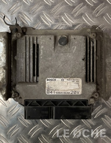 Lato della centralina motore usata per Lancia Thesis