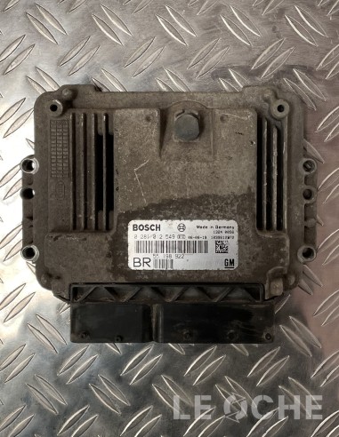 Lato dell'ECU usata per Opel Zafira B