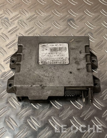 Lato dell'ECU usata per Fiat Punto 1