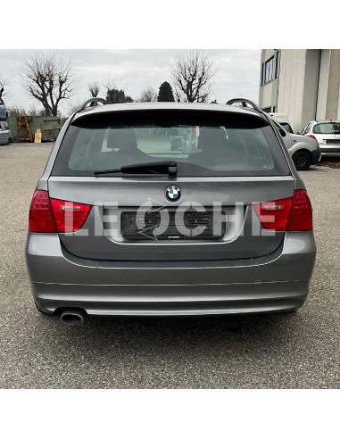 Vista retro BMW Serie 3 disponibile per ricambi