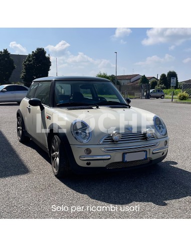 Vista frontale Mini Cooper disponibile per ricambi