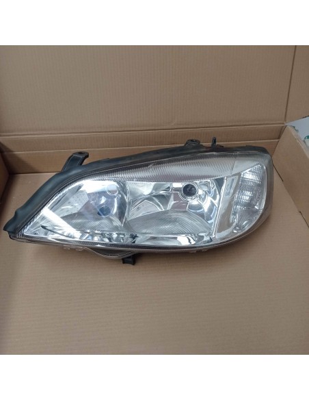 Vista frontale del faro anteriore lato guida usato per Opel Astra G