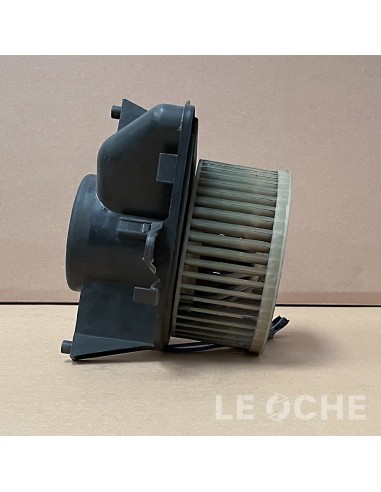 Visione laterale ventola abitacolo usata per Fiat Doblò 141730600