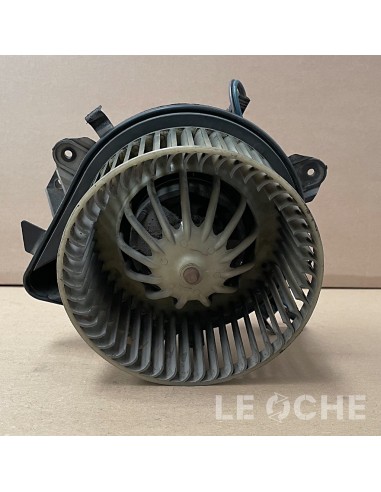 Visione inferiore ventola abitacolo usata per Fiat Doblò 141730600