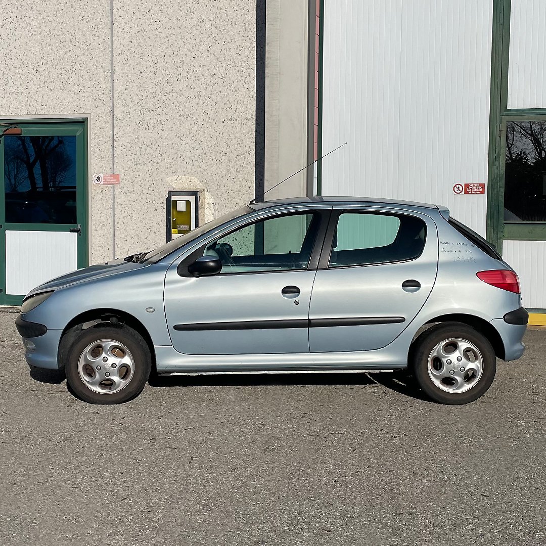 Visione laterale Peugeot 206